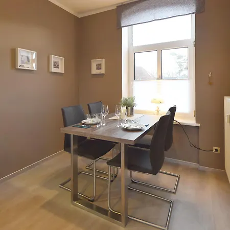 Daire Kapitaenshaus Muehlenpark Haus 6 Wo23 Prerow